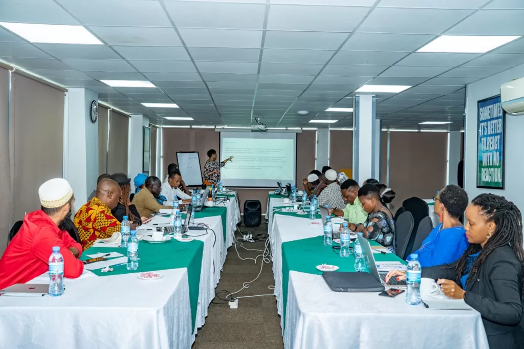 biashara ndogo na kati tanzania